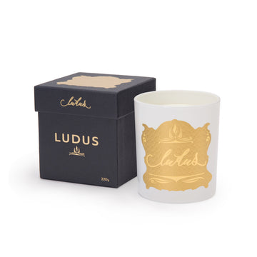 Luxury Iris Petals Candle 220g Ludus